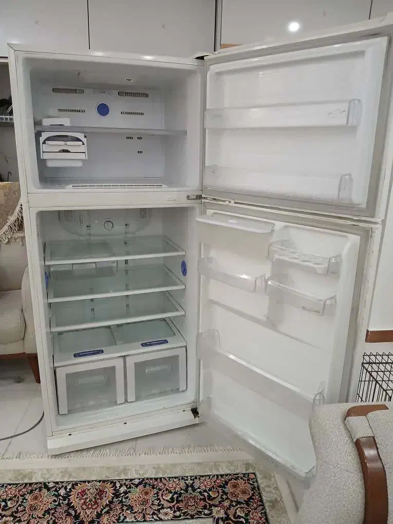 فروش یخچال کاملا سالم|یخچال و فریزر|لاهیجان, فیاض|دیوار