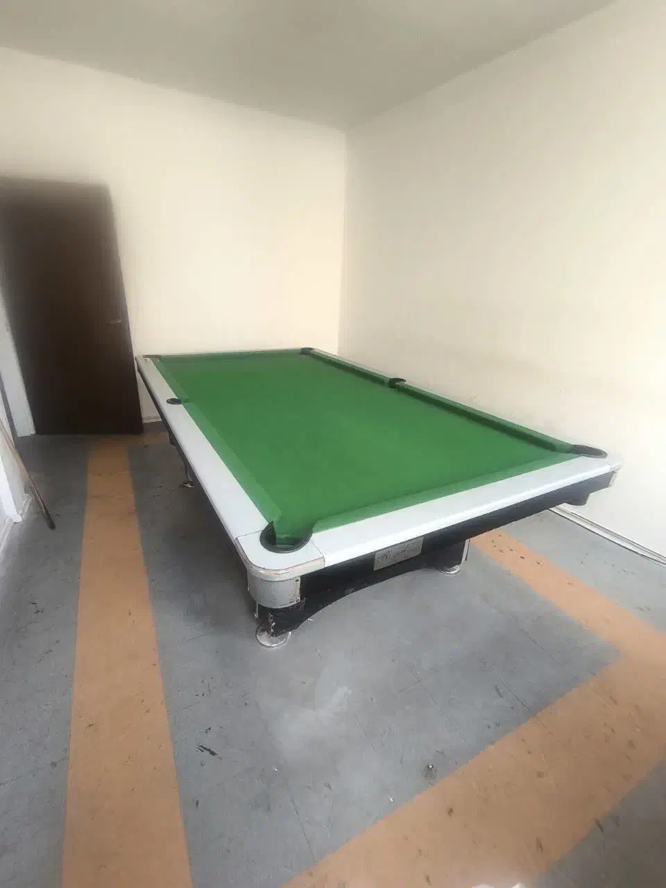 میز بیلیارد|تجهیزات ورزشی|رشت, پیرسرا|دیوار