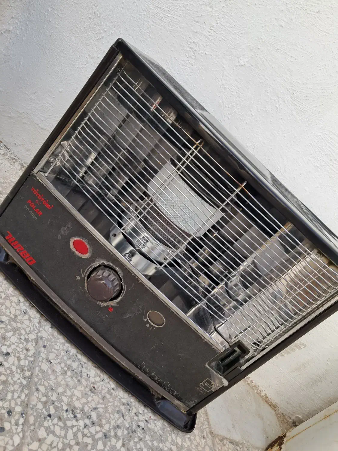 تعدادی وسایل|پشتی|زابل, |دیوار