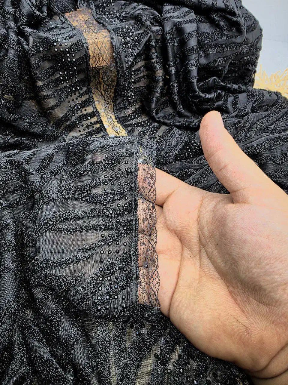 شال مخمل زیر قیمت بازار|لباس|نسیم‌شهر, |دیوار