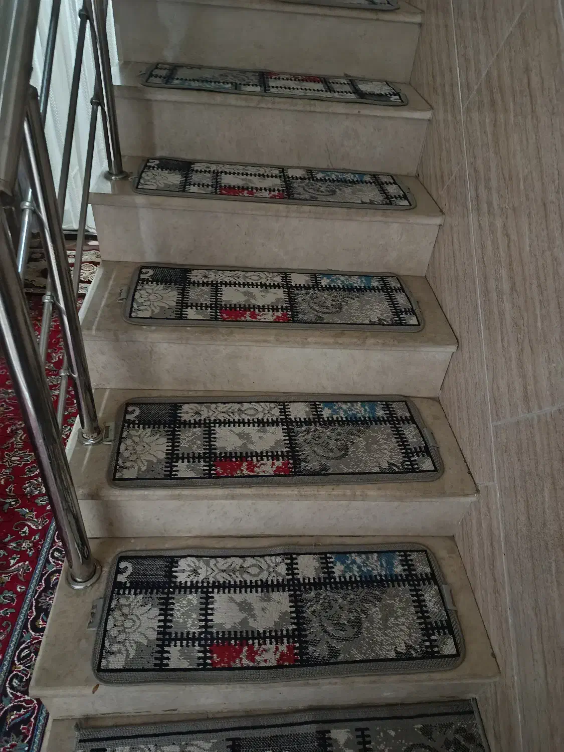 فرش گلیم راه پله|گلیم، جاجیم، گبه|ورامین, خیر آباد|دیوار