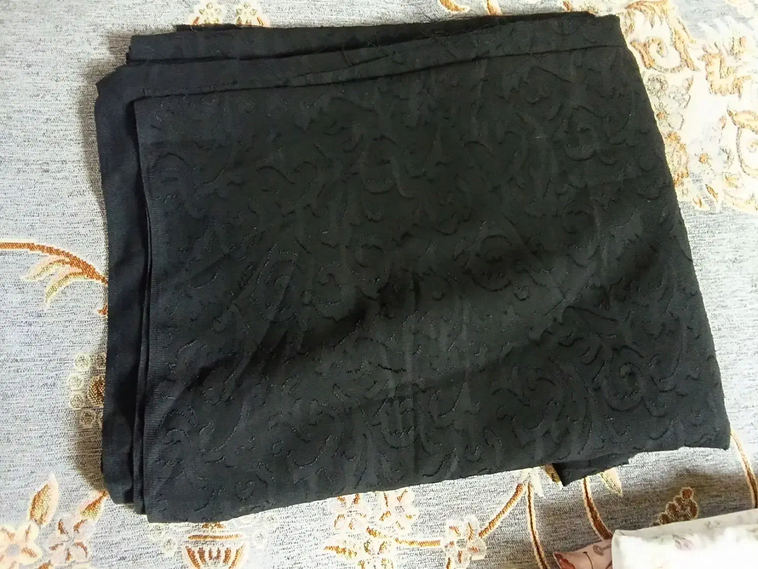 فروش یه قواره پارچه چادری|لباس|کرمانشاه, |دیوار