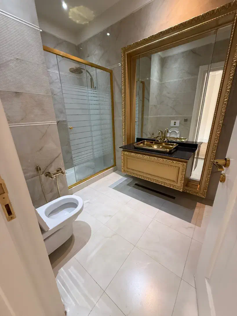 قیطریه ۲۲۰ متر نوساز (قابل تبدیل)