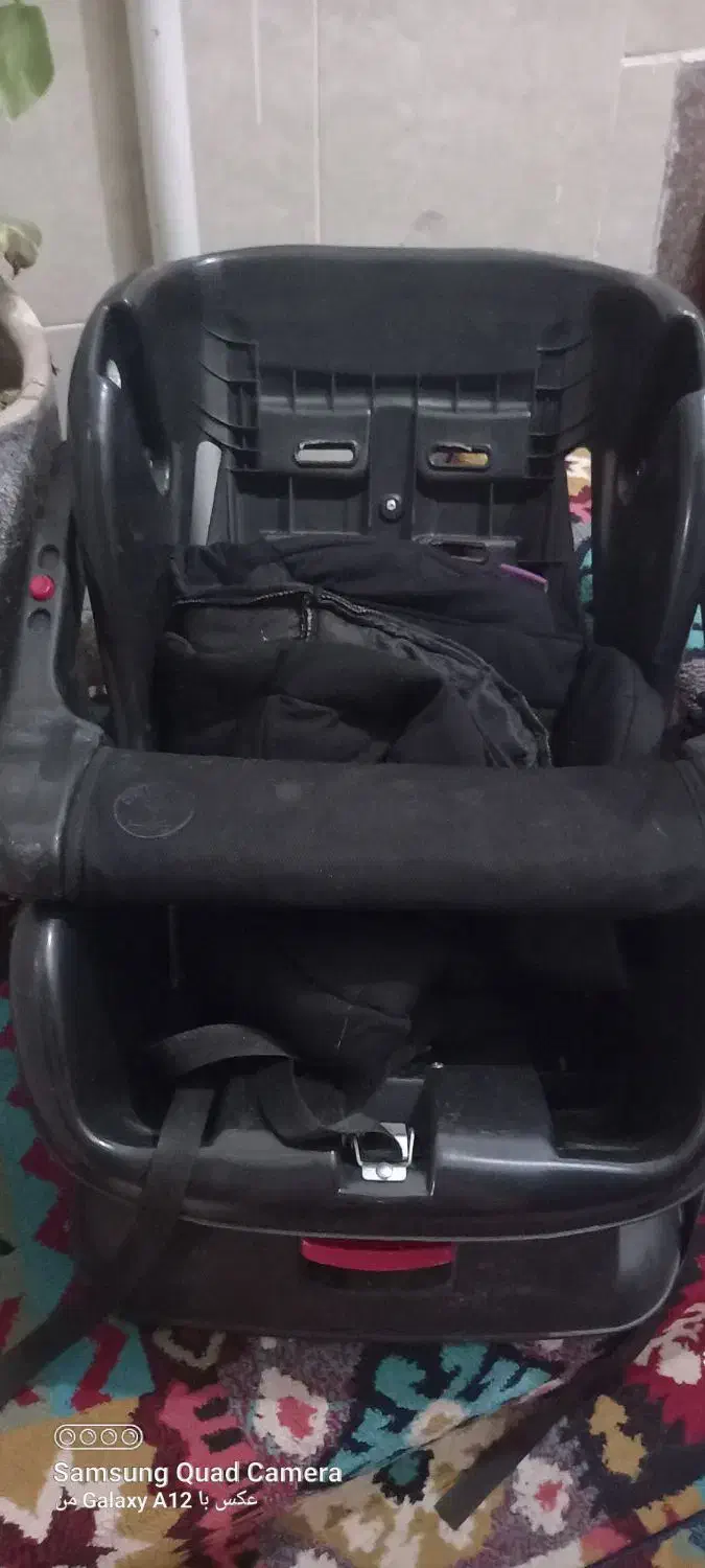 صندلی بچه ماشین|تخت و صندلی بچه|قم, آذر (نکویی)|دیوار