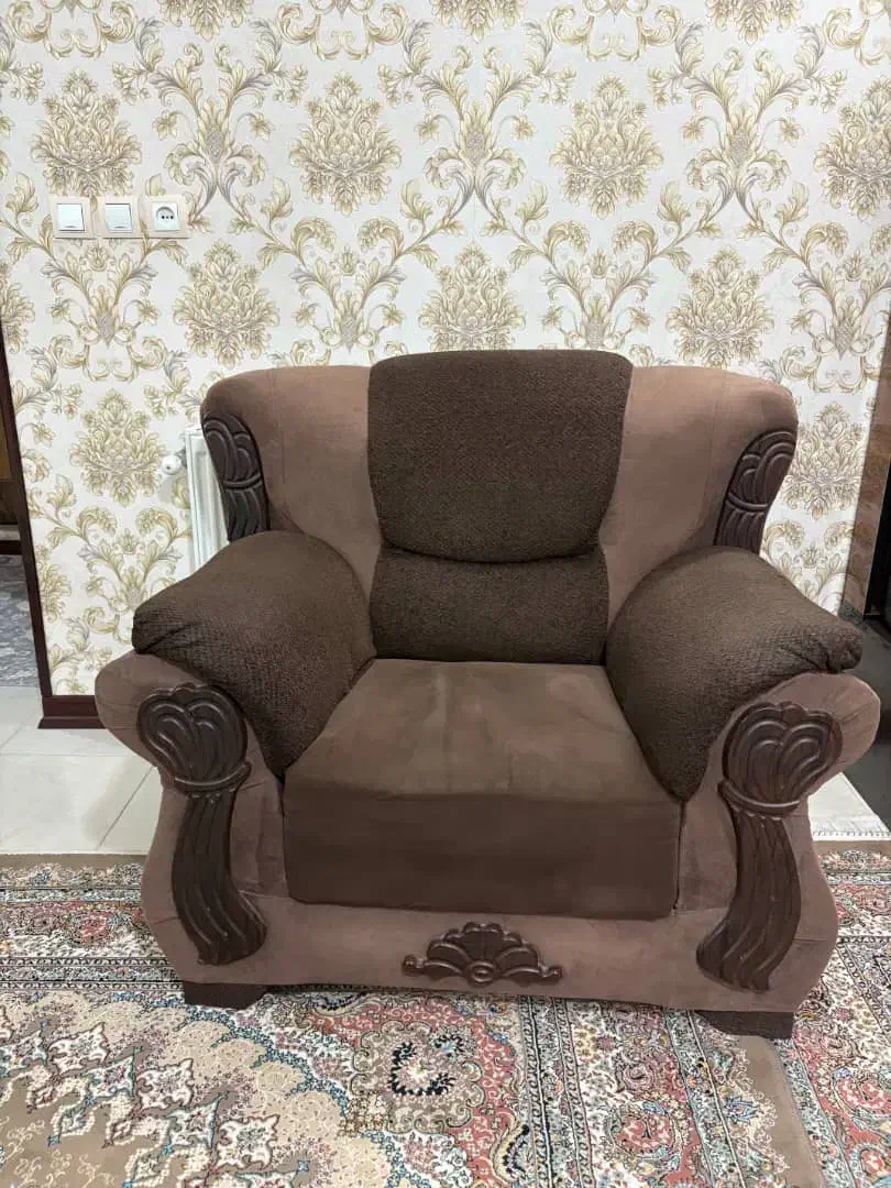 مبل ‌‌۷ نفره|مبلمان خانگی و میز عسلی|فولادشهر, C5|دیوار