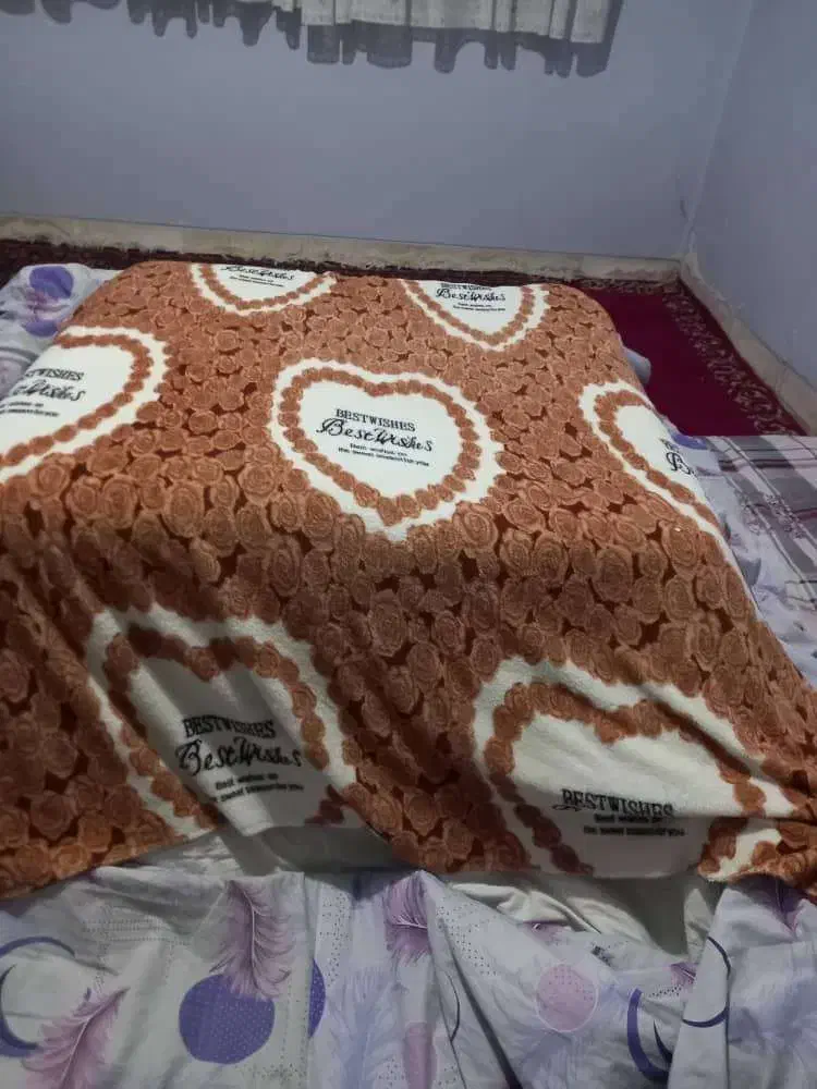 لحاف کرسی|رختخواب، بالش، پتو|خوانسار, |دیوار