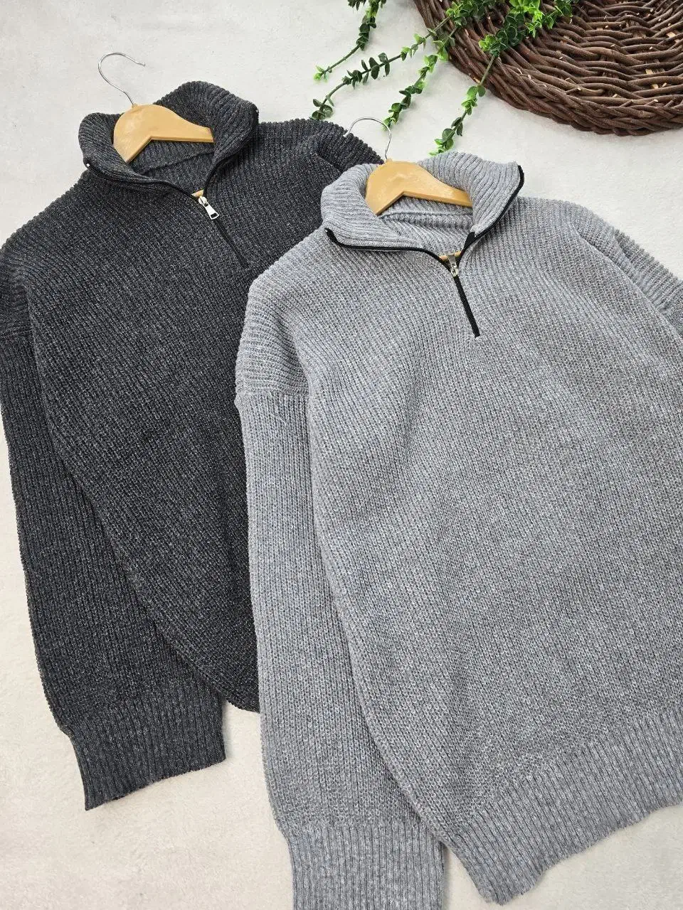 بافت مردانه|لباس|خرمآباد, |دیوار