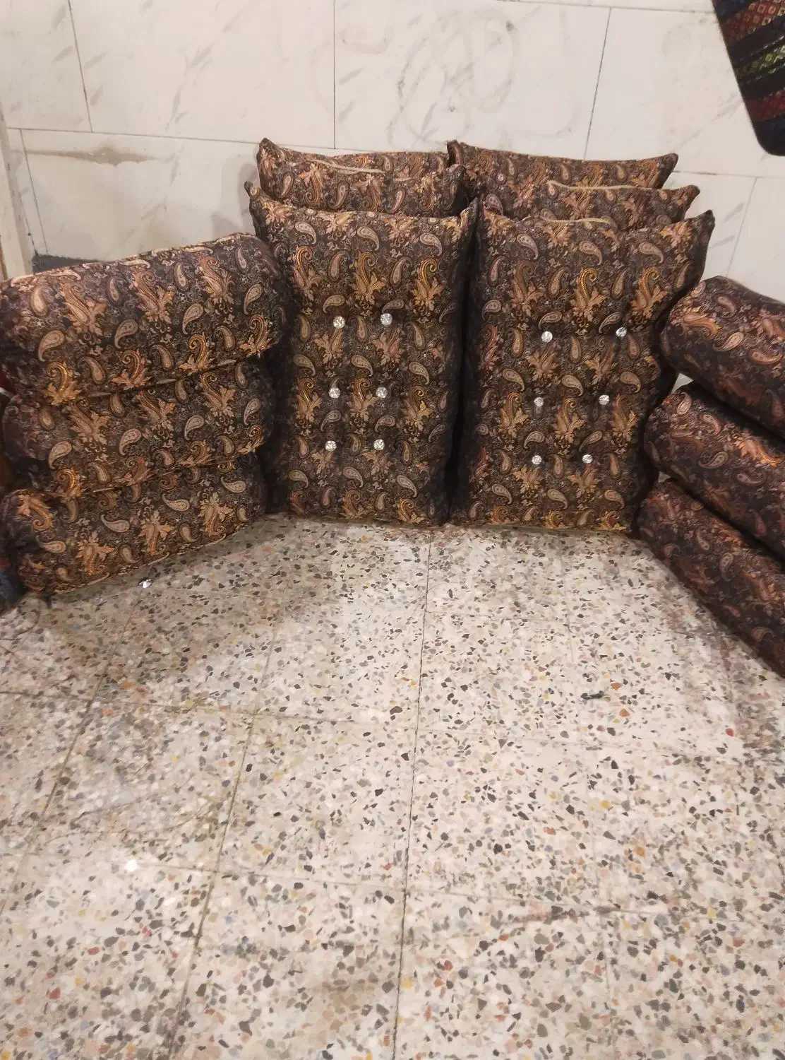 تخت بالش پشتی|رختخواب، بالش، پتو|شهریار, شهرک وائین|دیوار