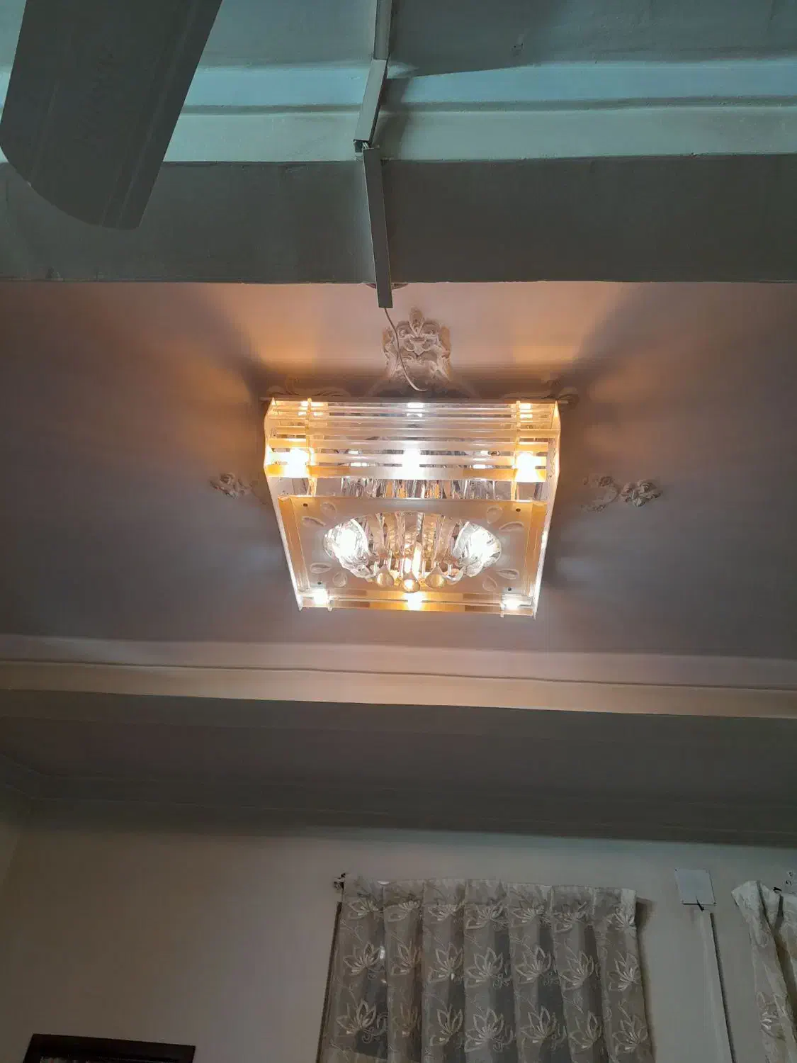 لوستر|لوستر و چراغ آویز|گرگان, |دیوار