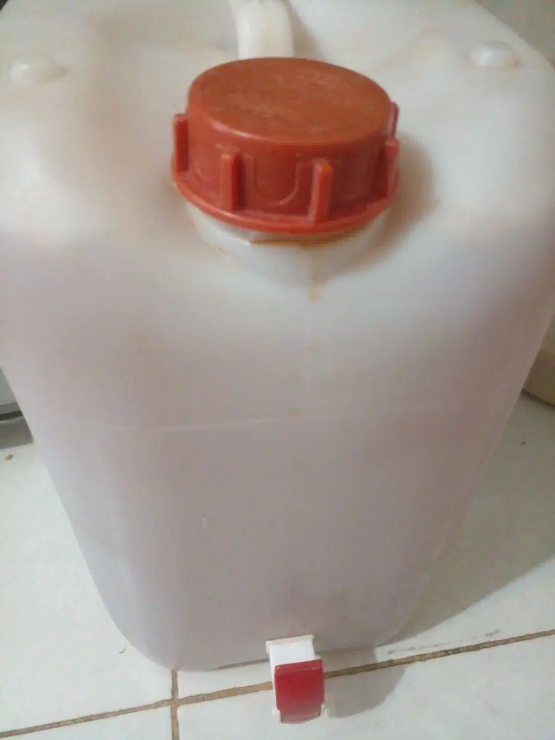 ابغوره لرگانیک دشمن زیاری تازه لیتری ۸۲۰۰۰|خوردنی و آشامیدنی|شیراز, شهرک فرزانگان|دیوار