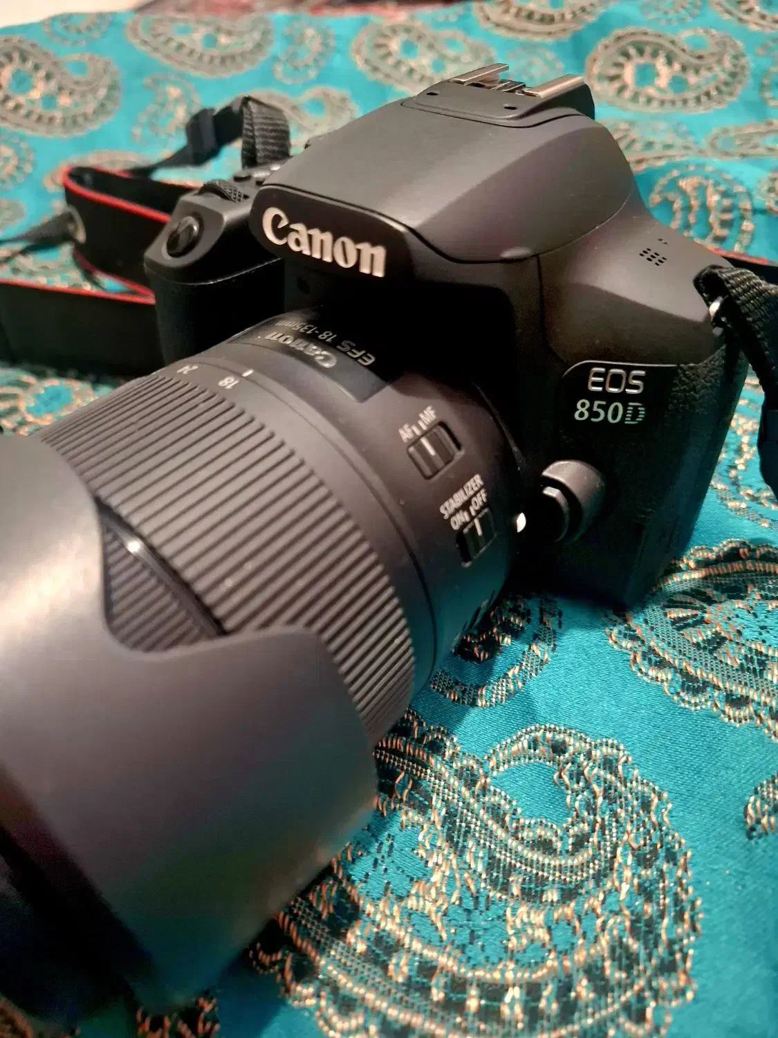 دوربین کنون 850D با لنز 18-135- سالم و کامل|دوربین عکاسی و فیلم‌برداری|شیراز, شهرک رضوان|دیوار