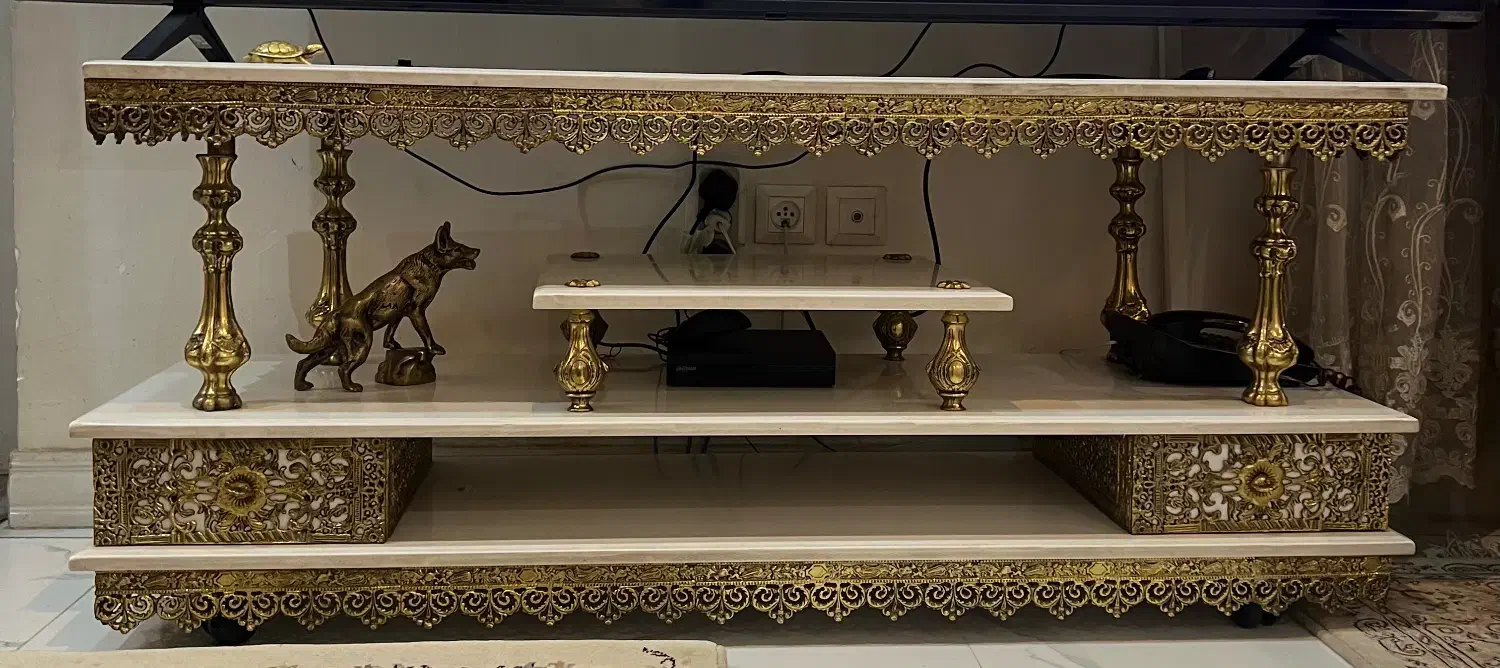 میزتلویزیون برنز جدید و عالی مشابه نو|میز تلویزیون|زنجان, |دیوار