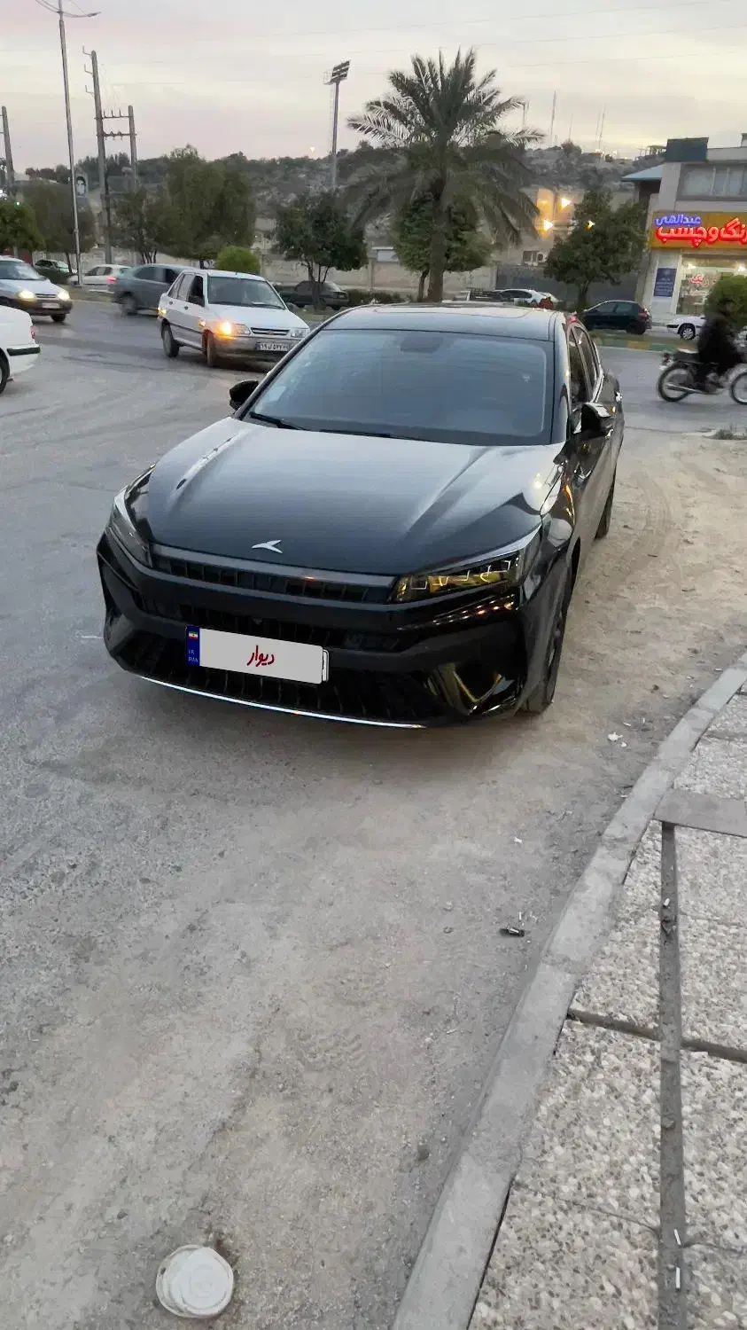 KMCj7|خودرو سواری و وانت|شیراز, شهرک گلها|دیوار