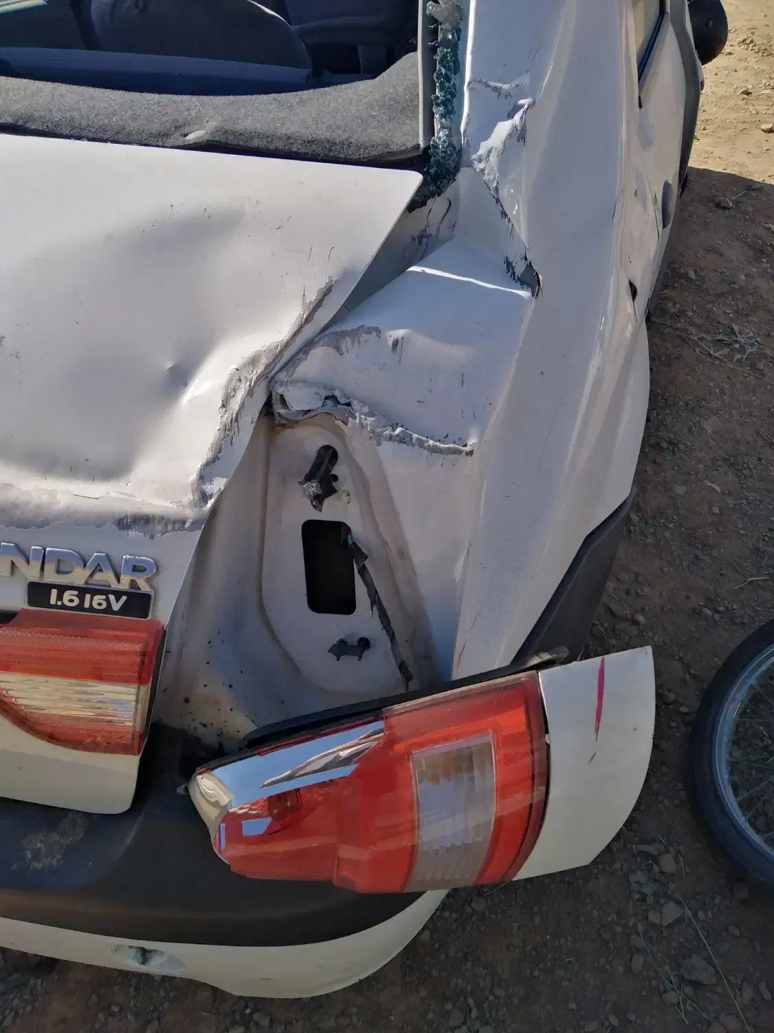 فروش خودروتصادفی|خودرو سواری و وانت|اقلید, |دیوار