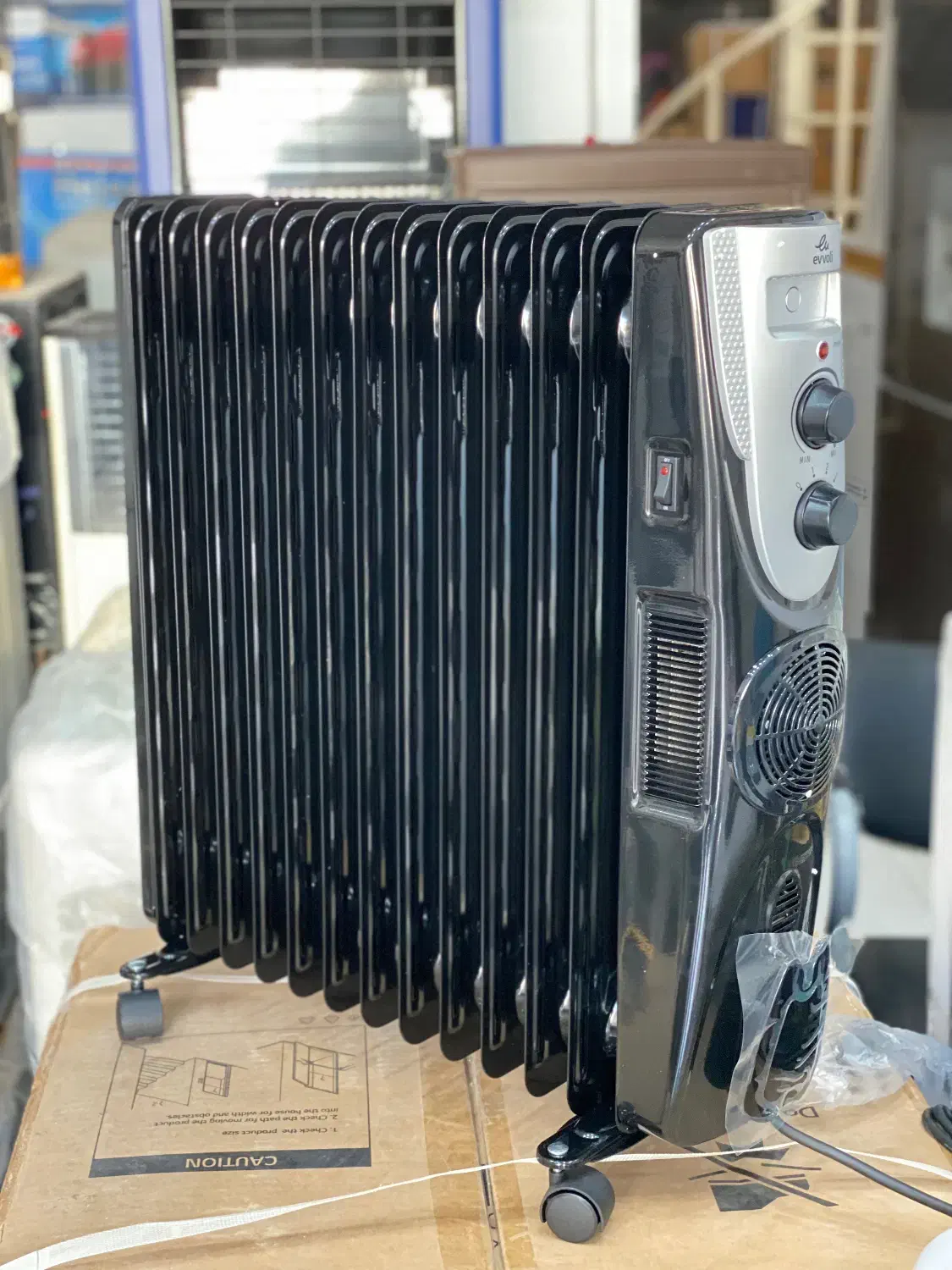 رادیاتور شوفاژ برقی فن دار ایولی|بخاری، هیتر، شومینه|خرمشهر, |دیوار