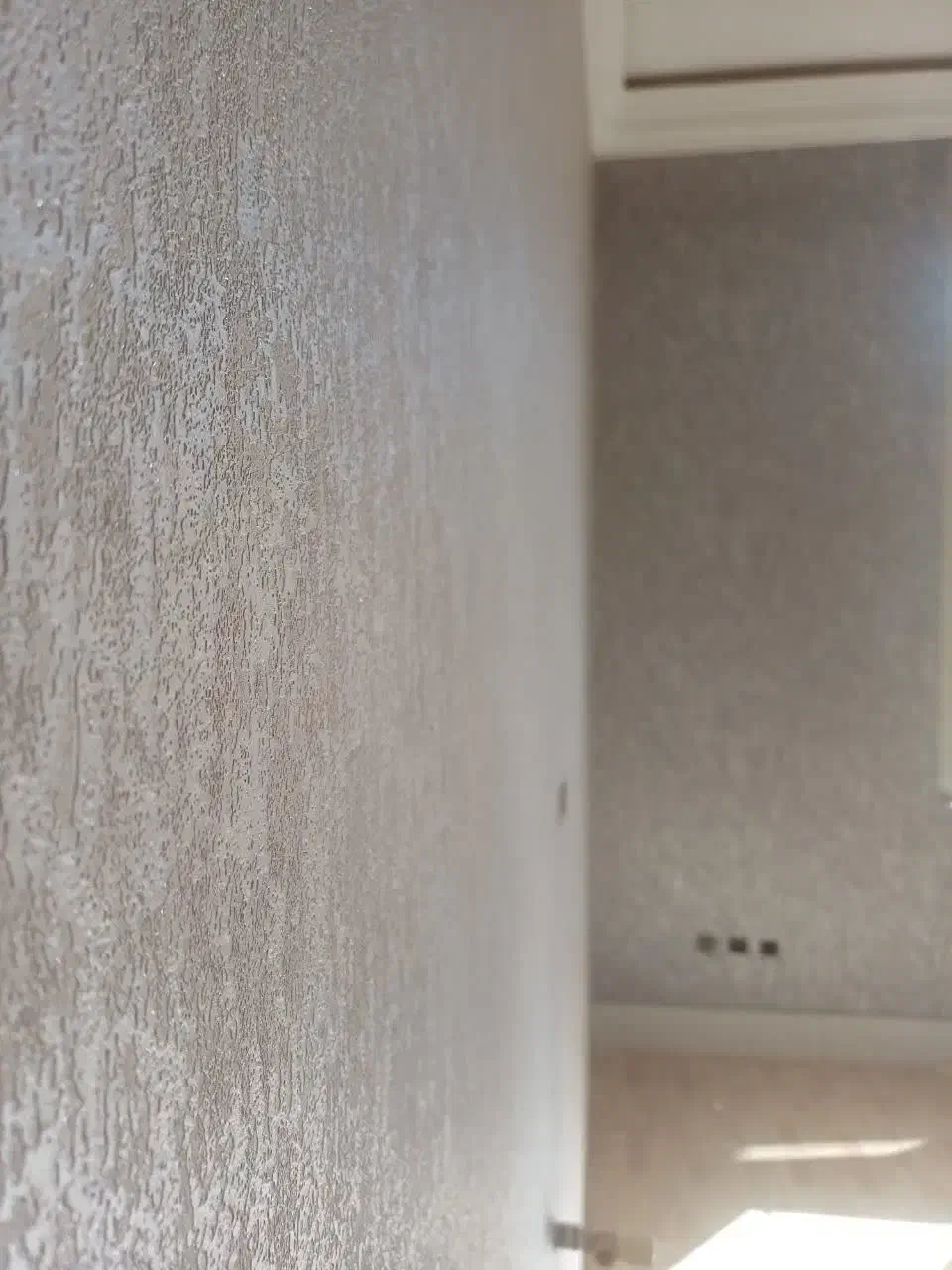 نصب کاغذدیواری‌، پوستر سه بعدی ،نقاشی و میکروسمنت|خدمات پیشه و مهارت|فولادشهر, فولادشهر|دیوار