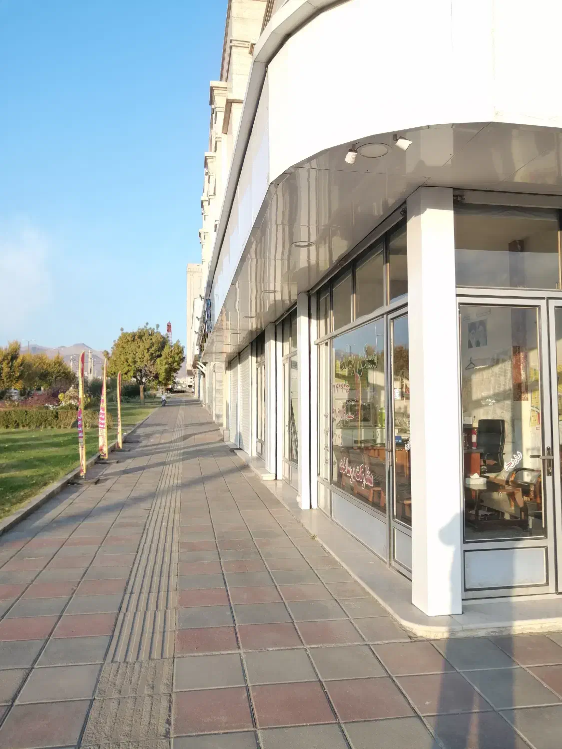 مغازه اجاره ای واقع در اتوبان 22 بهمن|اجارهٔ مغازه و غرفه|زنجان, |دیوار