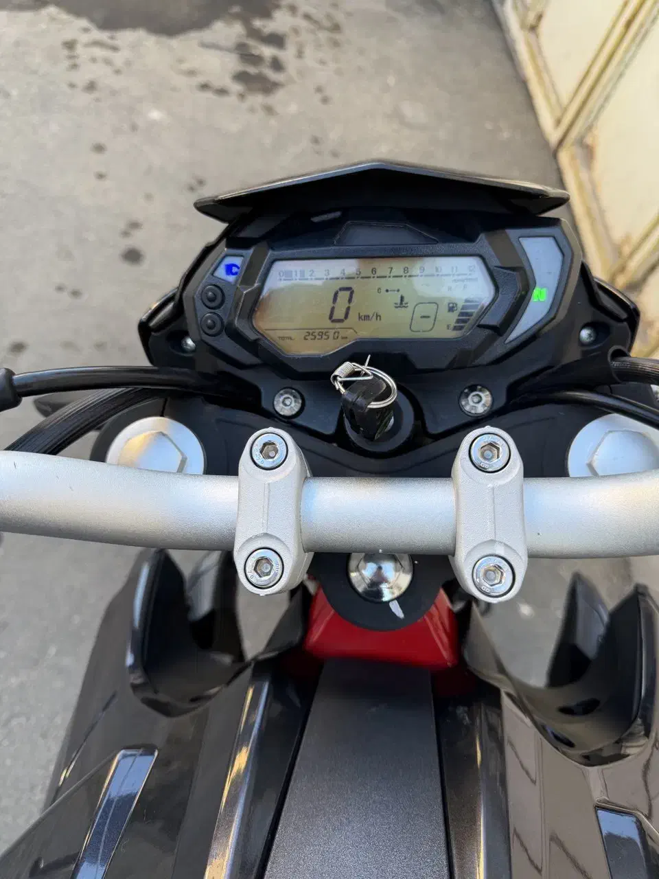 بنلی۲۵۰ تک سیلندر|موتورسیکلت|اراک, |دیوار