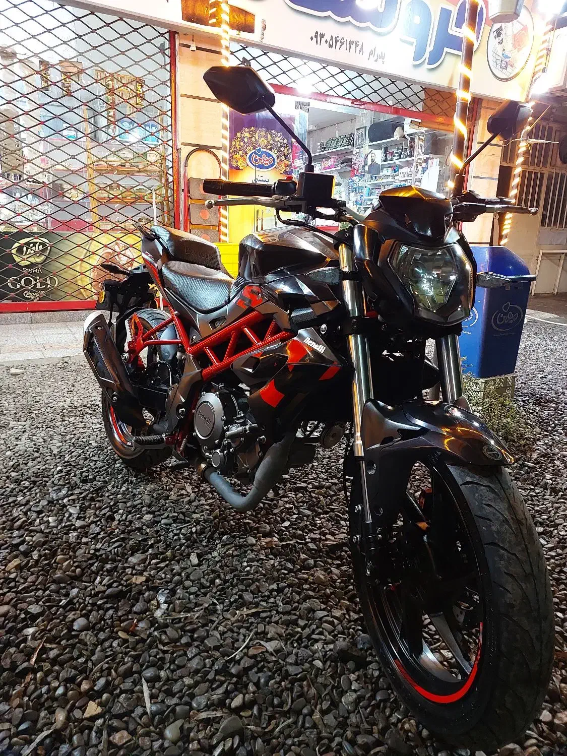 بنلی 250|موتورسیکلت|صومعه‌سرا, |دیوار