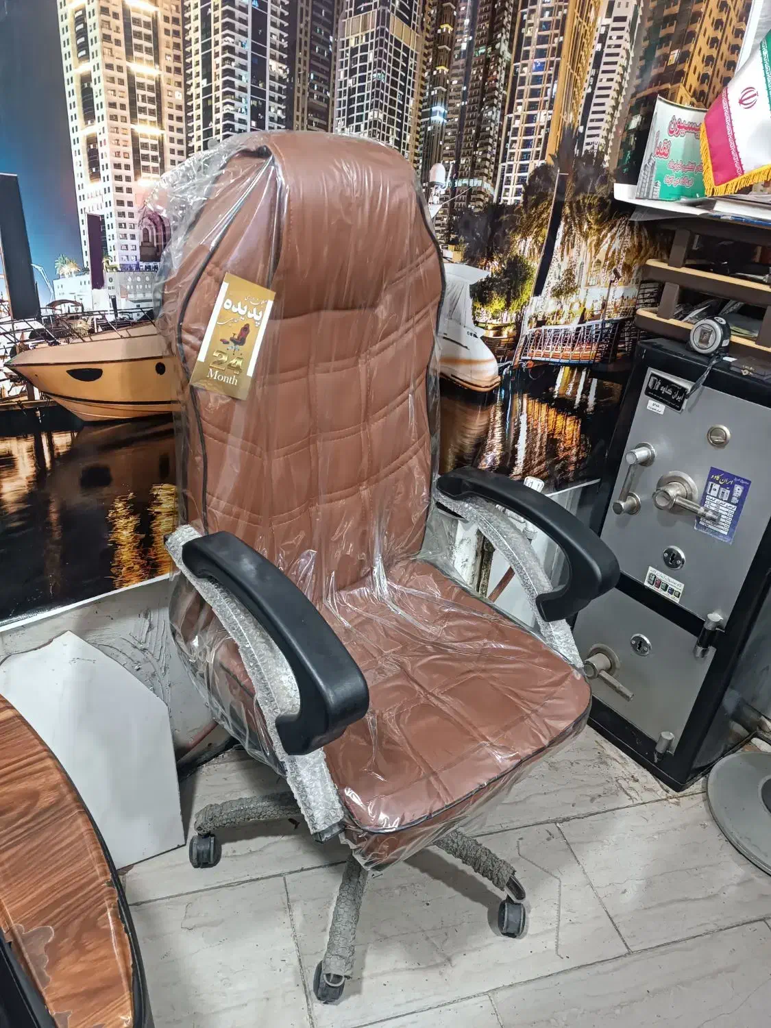صندلی سالم در حد اداری|مبلمان اداری|مشهد, ایثار|دیوار