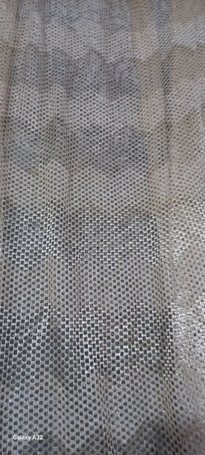 چند عدد پرده|پرده، رانر، رومیزی|چهارباغ, |دیوار