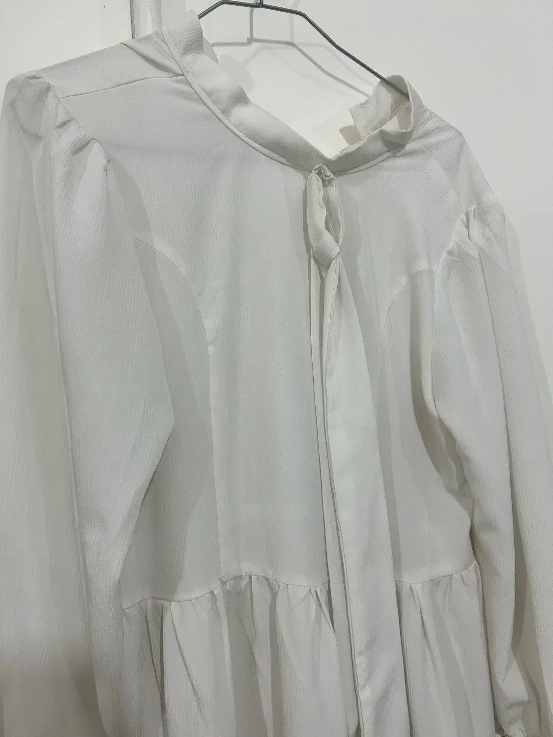 مانتو عروسکی سفید|لباس|چیتاب, |دیوار