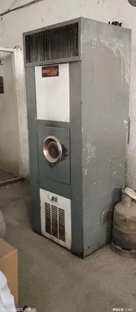 هیتر نفتی و گازی اجاق گاز جاروبرقی بزرگ چرخ خرید|کافیشاپ و رستوران|مشهد, کوشش|دیوار