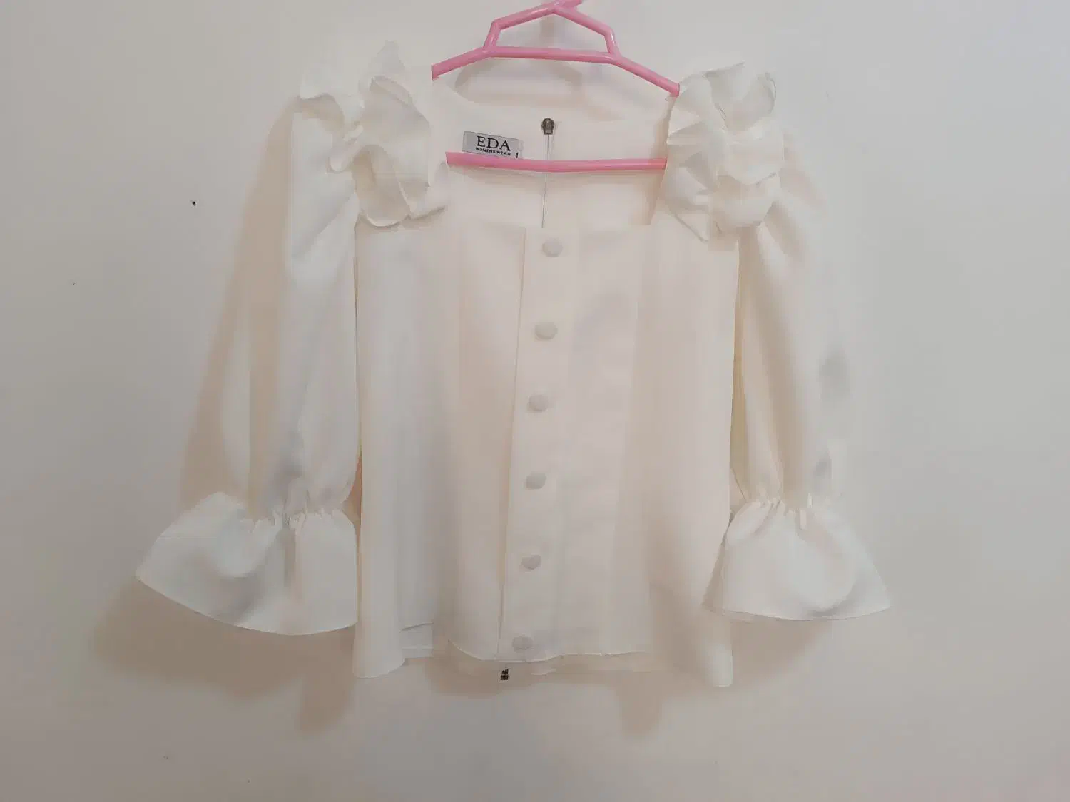 شومیز|لباس|بم, |دیوار