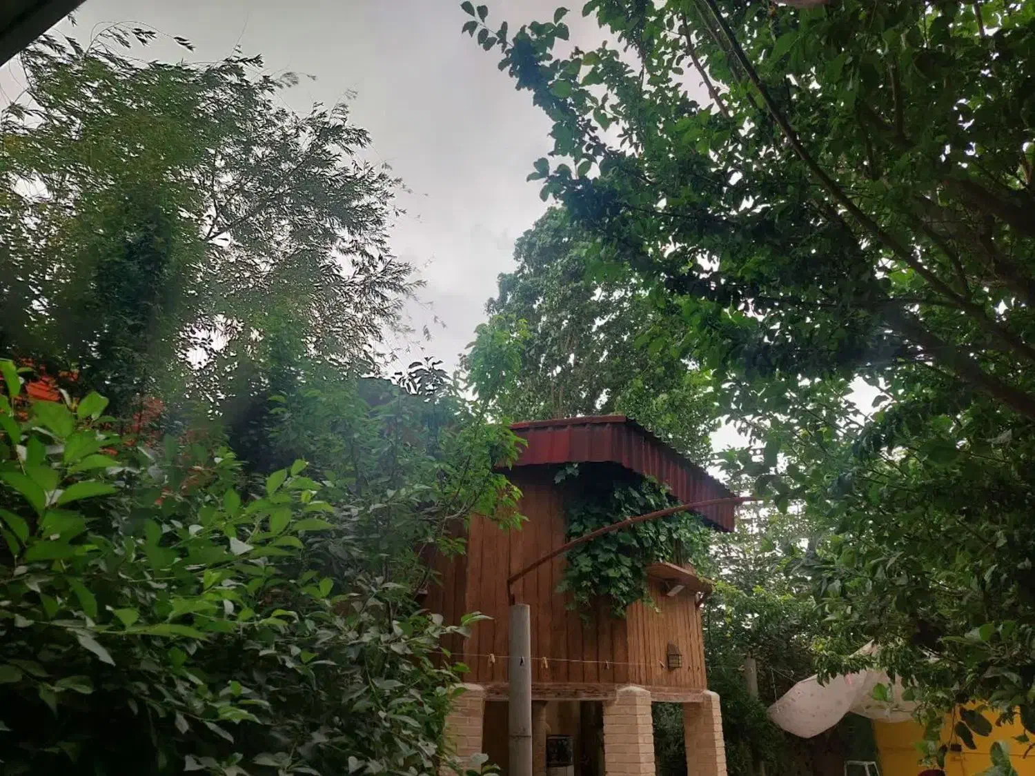 ویلا مسکونی سه طبقه با استخرسرپوشیده ده غیبی|فروش خانه و ویلا|مشهد, رباط طرق|دیوار