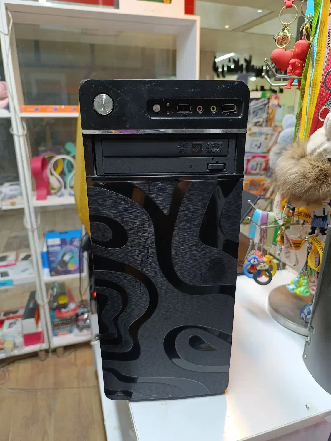 سیستم گیمینگ|رایانه رومیزی|هشتگرد, هشتگرد قدیم|دیوار