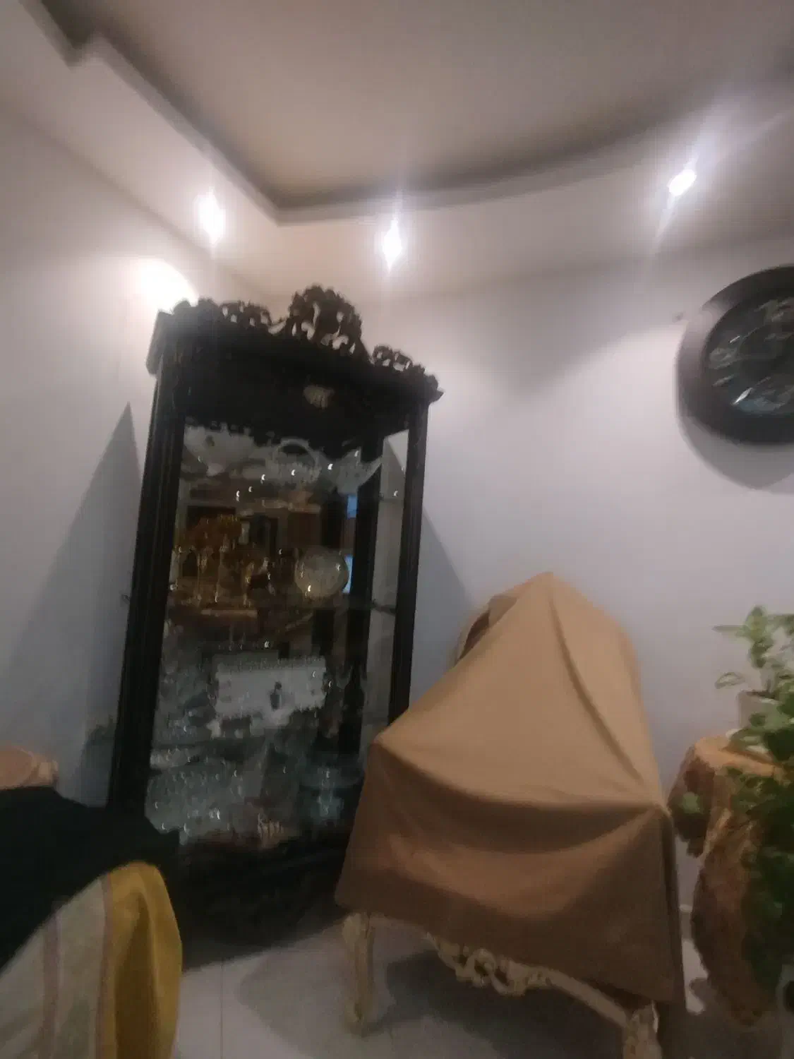 بوفه|بوفه، ویترین، کنسول|بندر انزلی, شاکوچه|دیوار