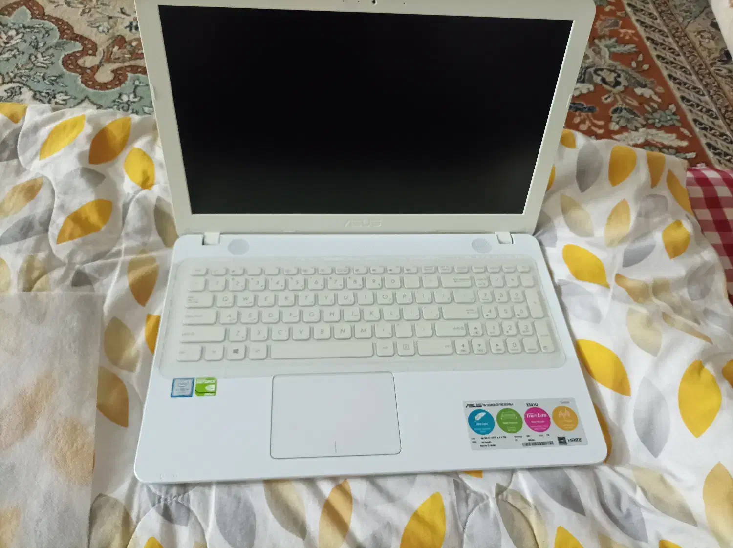 لب تاب|رایانه همراه|تهران, تسلیحات|دیوار