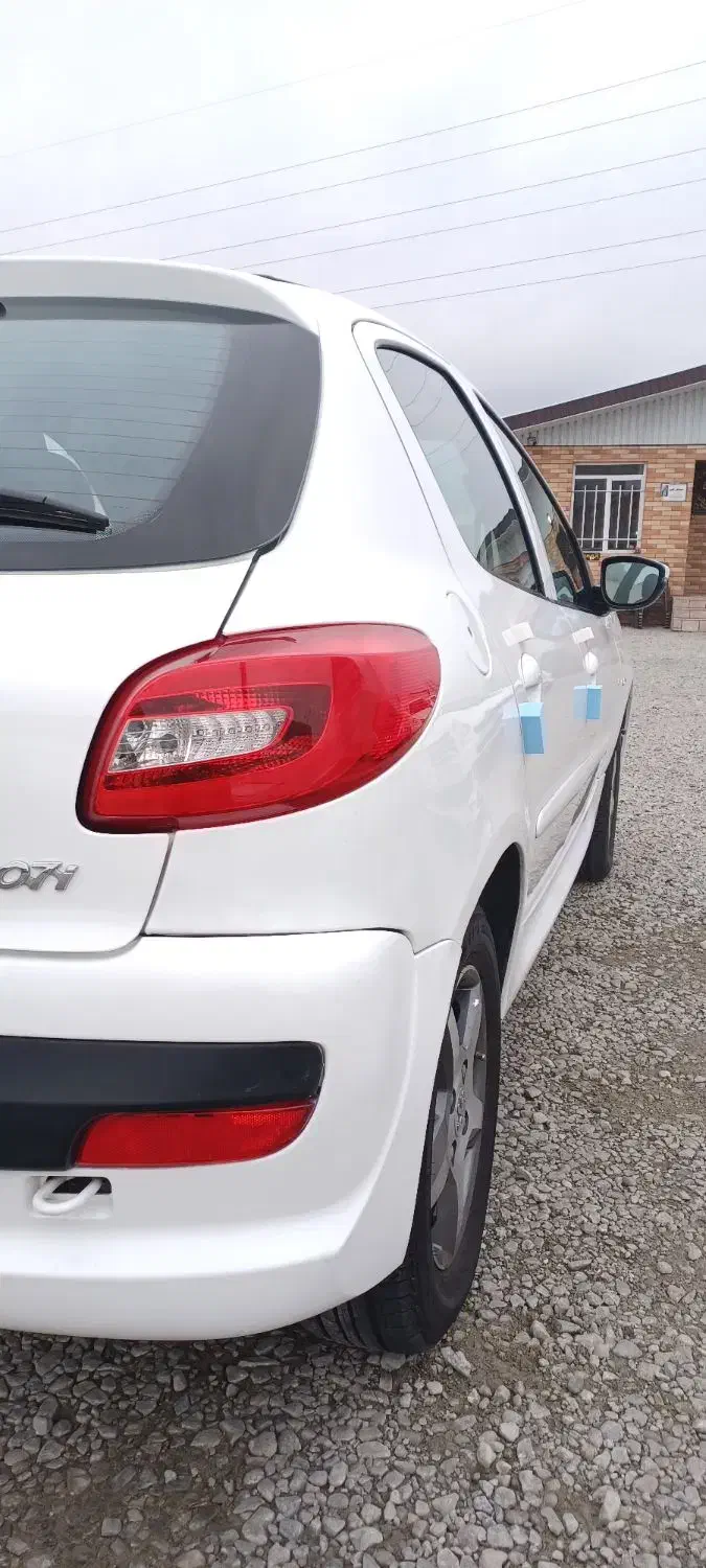 پژو۲۰۷سقف فلزفرمان برقی۱۴۰۰بدون رنگ|خودرو سواری و وانت|خرمآباد (تنکابن), |دیوار