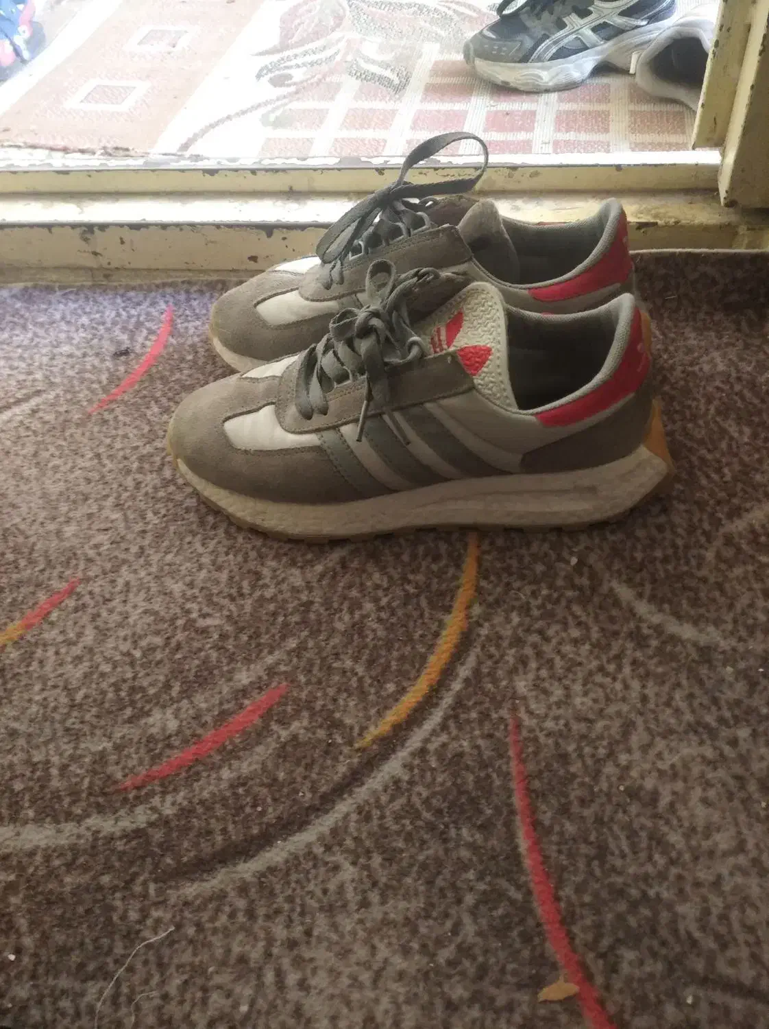 کفش آدیداس 3خط|کیف، کفش، کمربند|نورآباد, |دیوار