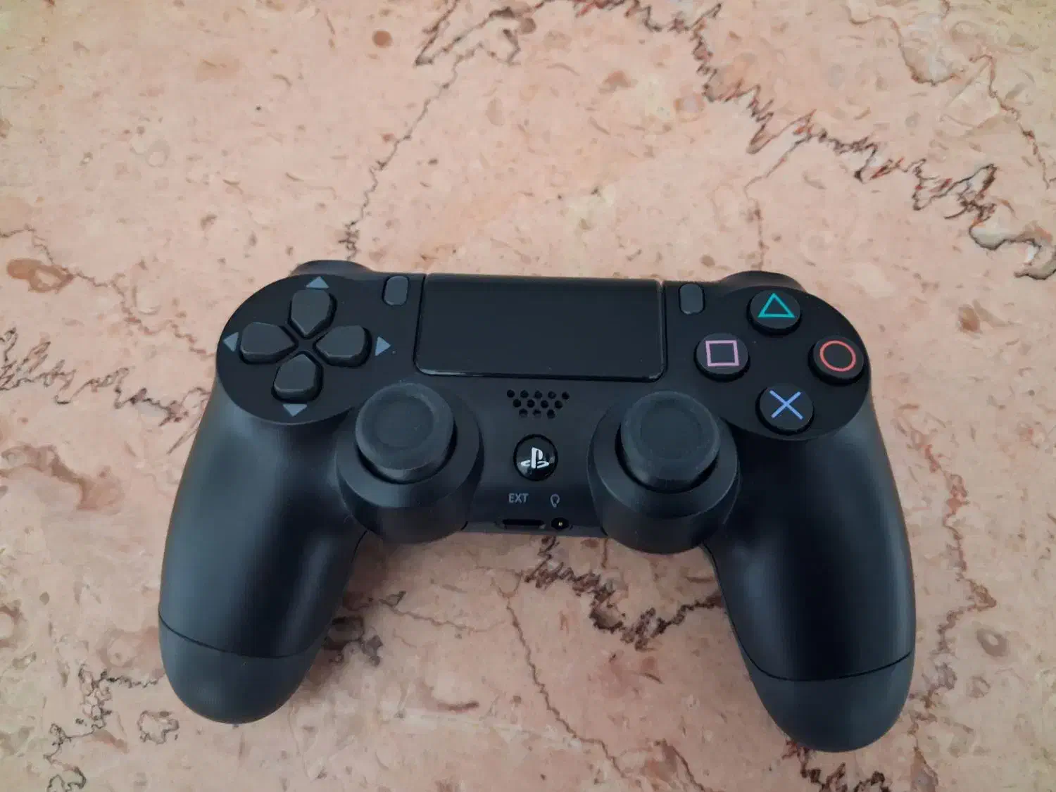 دسته اصلی سونی ۴  و پایه شارژ|کنسول، بازی ویدئویی و آنلاین|کرج, بنیاد|دیوار