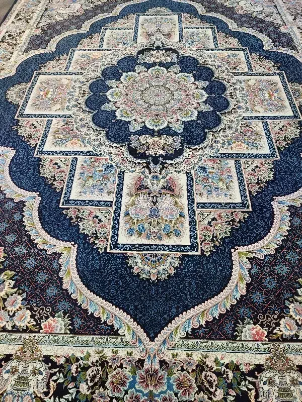 فرش کاملا تمیز بدون پارگی سوختگی 12متری|فرش|آستانه اشرفیه, |دیوار