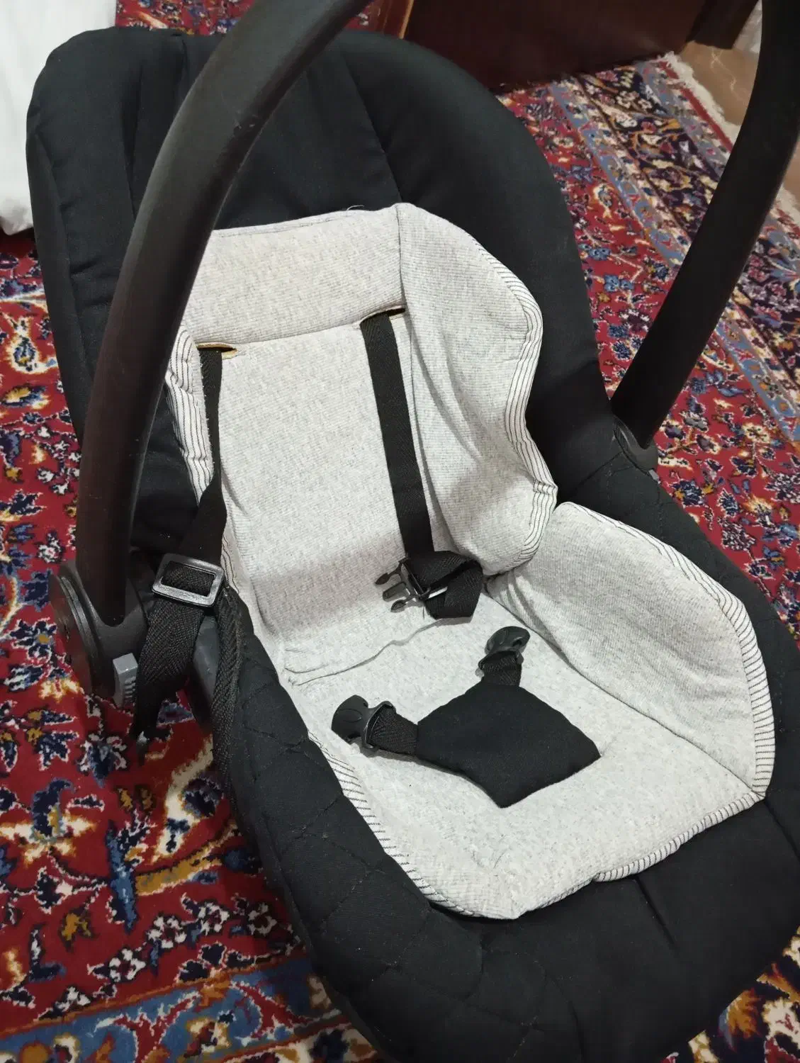 کریرـروروئک|کالسکه و لوازم جانبی|تالش, هشتپر|دیوار