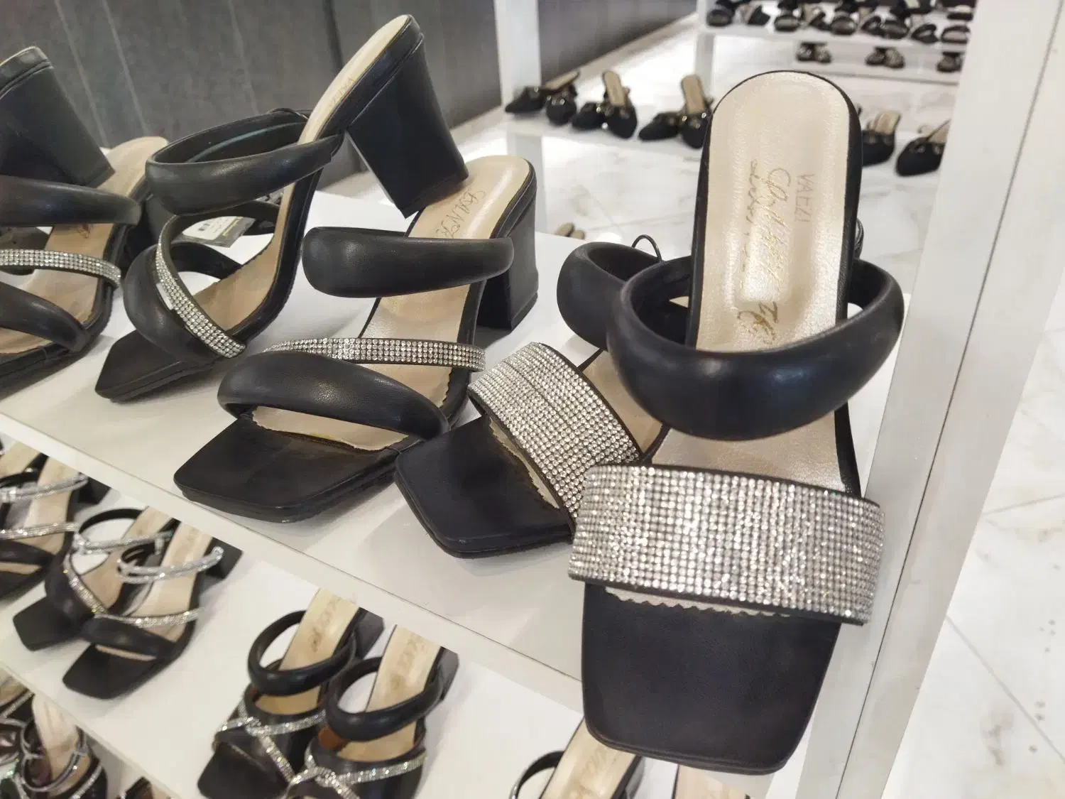 صندل های زنانه|کیف، کفش، کمربند|شاندیز, |دیوار