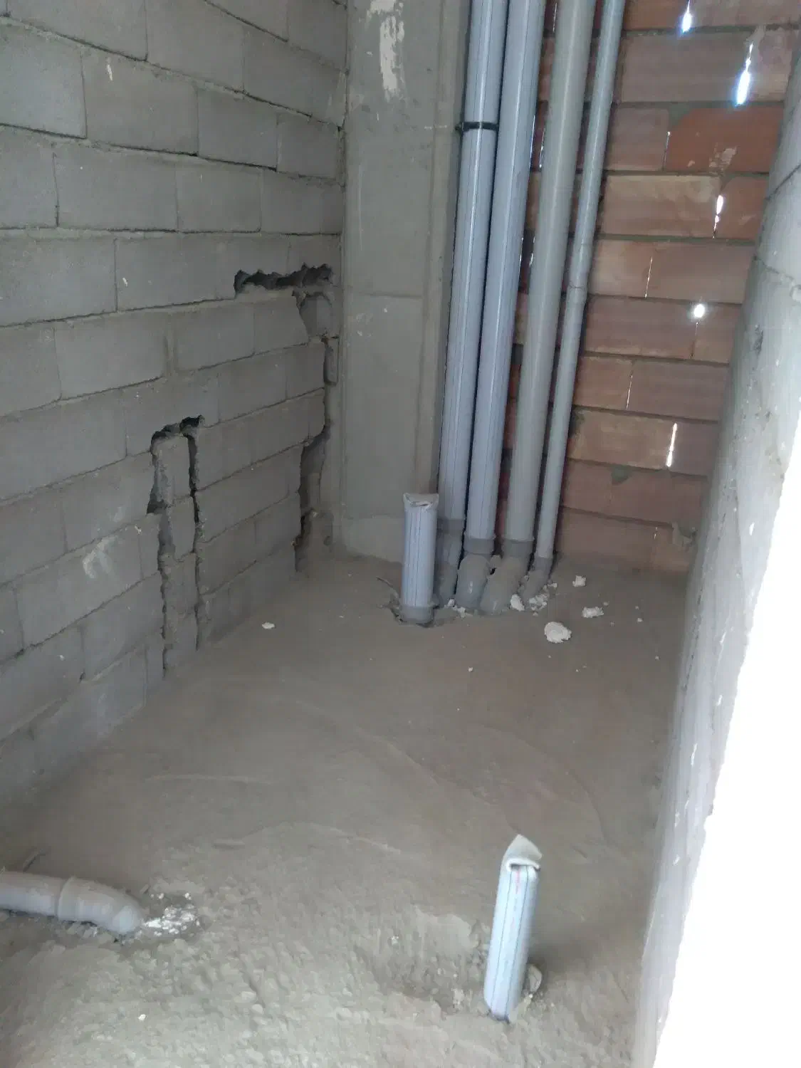 لوله کش فاضلاب ساختمان نیازمندیم|خدمات پیشه و مهارت|سقز, |دیوار