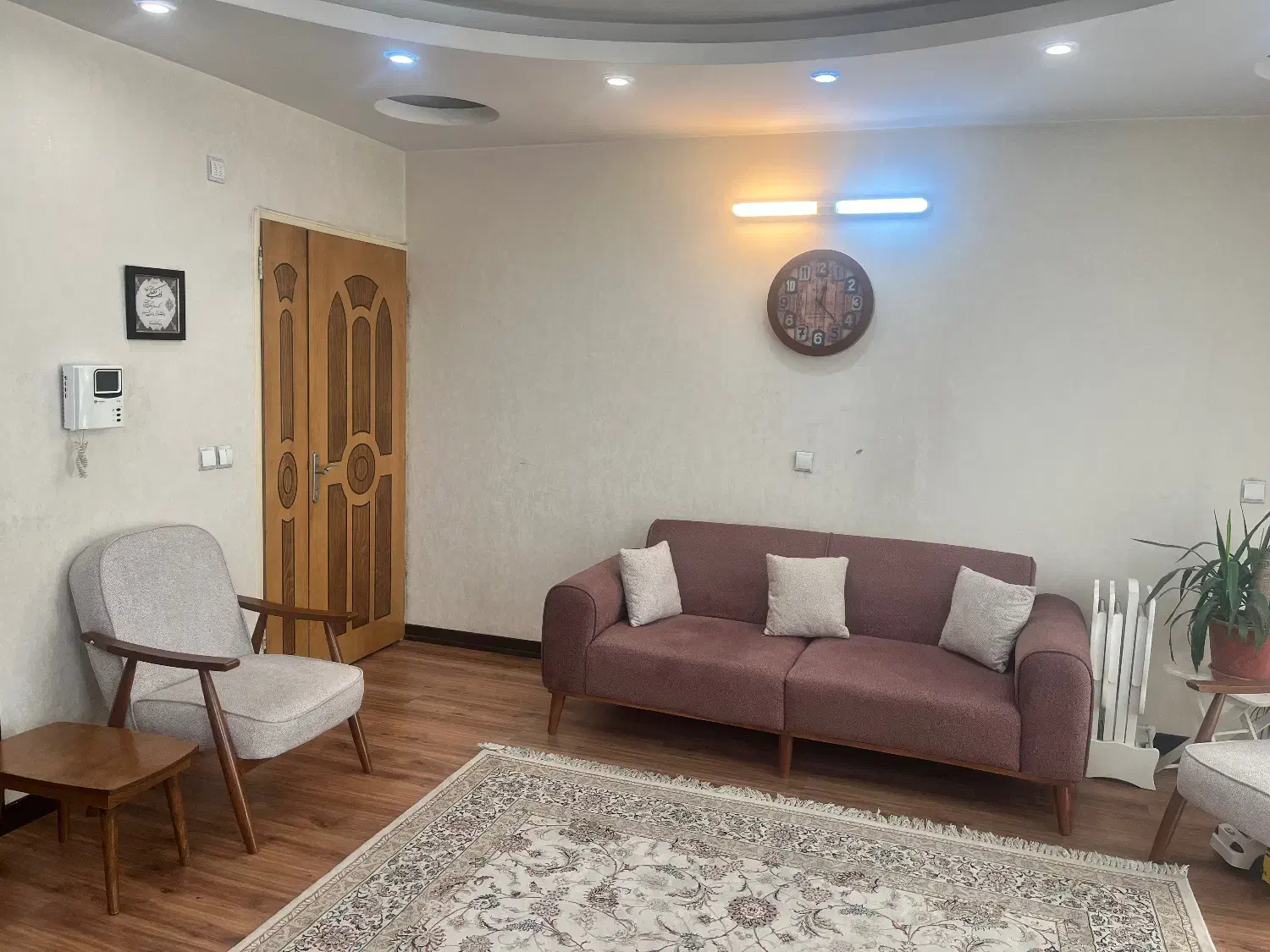 آپارتمان۱۰۵ متری/رباط اول/دوبرنور/قولنامه معتبر|فروش آپارتمان|اصفهان, دستگرده|دیوار