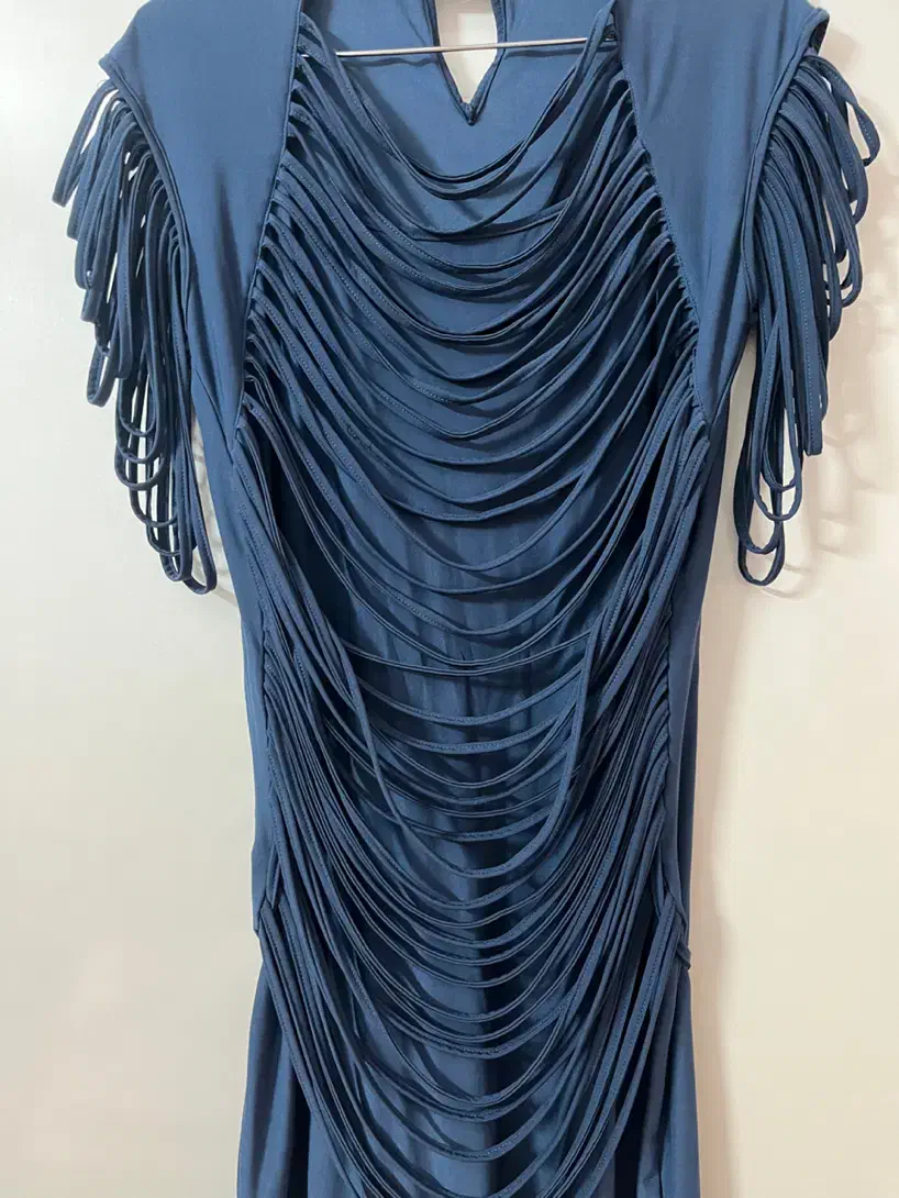 پیراهن مجلسی|لباس|اسفراین, |دیوار