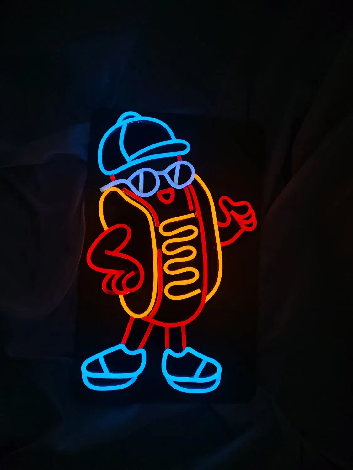 ساخت انواع تابلوهای تبلیغاتی،نئون،چلنیوم و..|فروشگاه و مغازه|قائمشهر, |دیوار