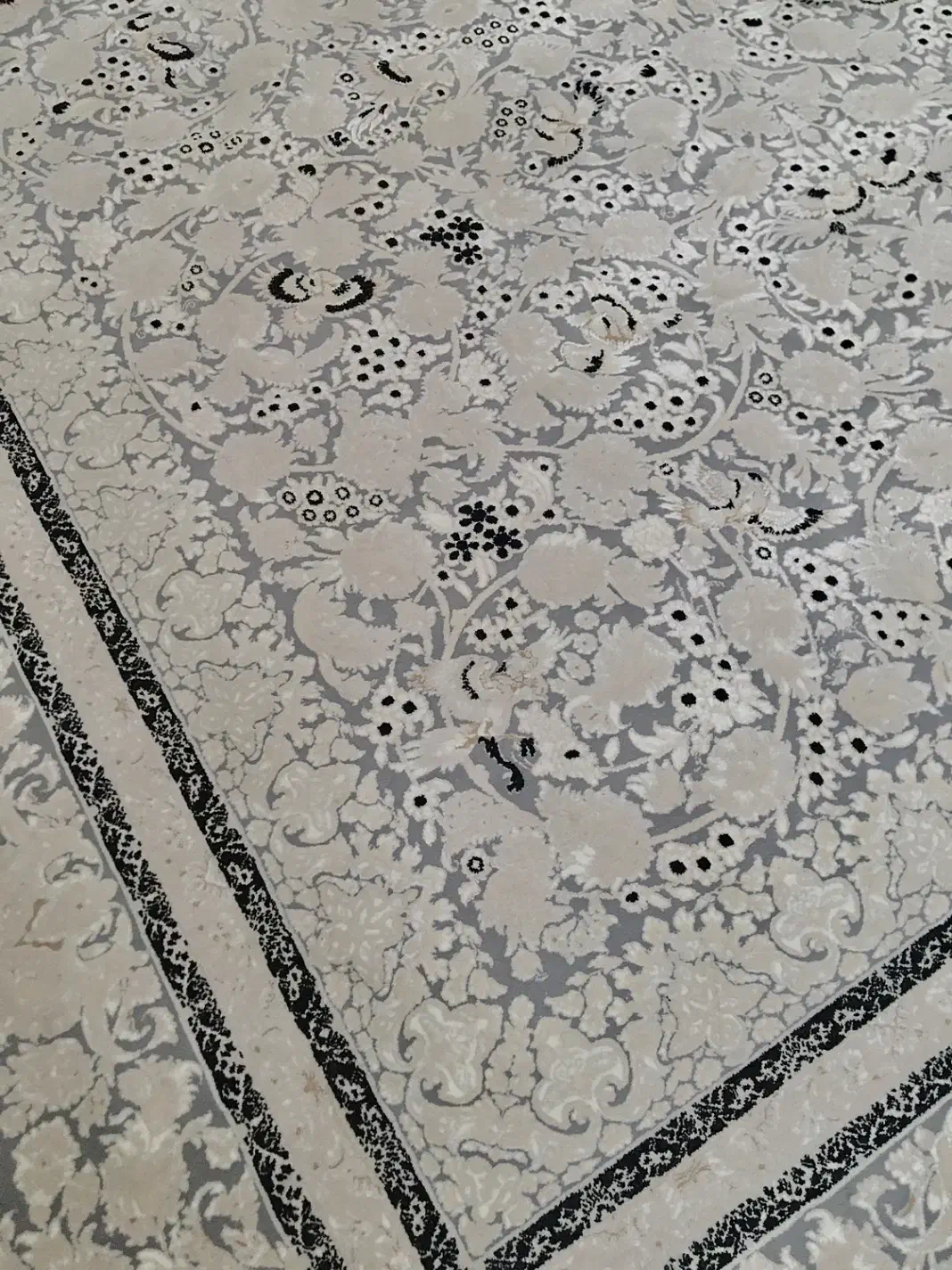 فرش ۶ متری نخ ابریشم|فرش|خرمآباد, |دیوار