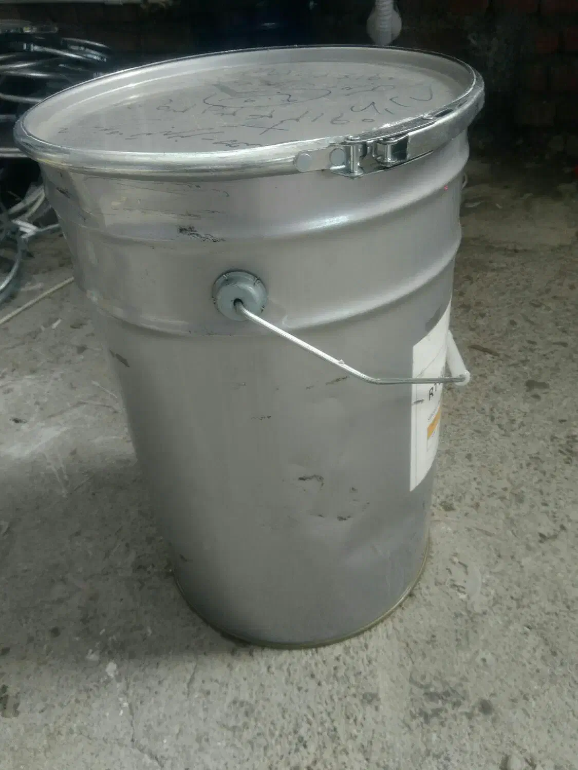 سطل و گالن ۲۰ لیتری|ظروف نگهدارنده، پلاستیکی، یکبارمصرف|تبریز, |دیوار