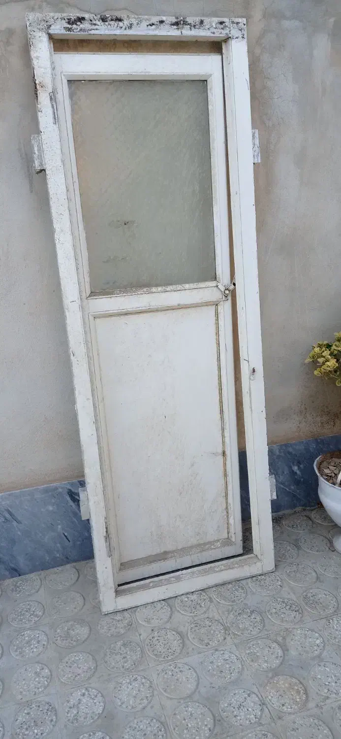 درب آلومینیوم|مصالح و تجهیزات ساختمان|گلپایگان, |دیوار