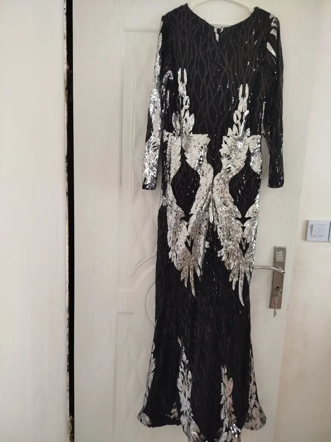 لباس مجلسی|لباس|قرچک, باقرآباد|دیوار