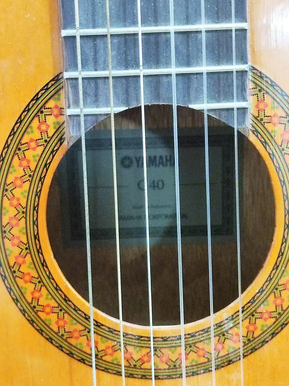 گیتار یاماهاc40 اصل اندونزی|گیتار، بیس، امپلیفایر|خرمآباد, |دیوار