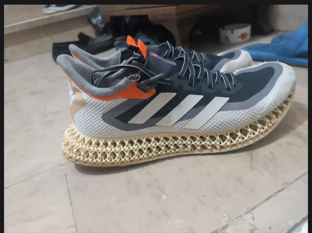 کتانی ادیداس سایز۴۴ونیم،۴۵|کیف، کفش، کمربند|تهران, آذری|دیوار