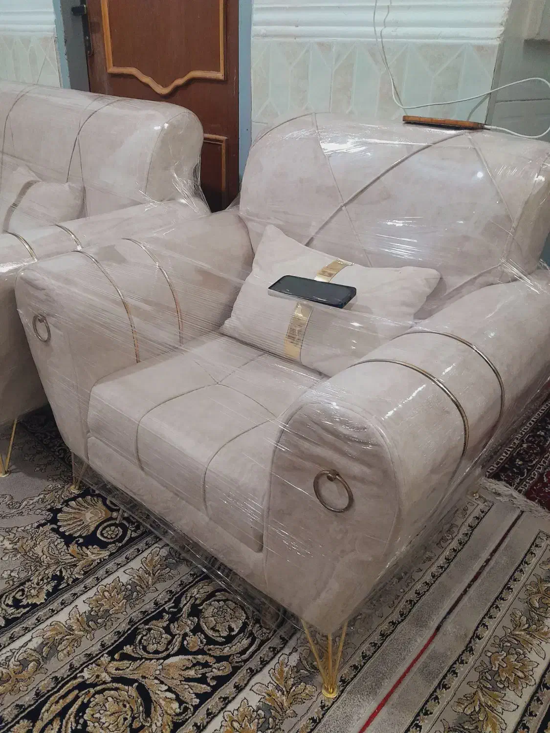 مبل ۷نفره راحتی کرمی سمساری بزرگ کوهکن|حراج|زابل, |دیوار