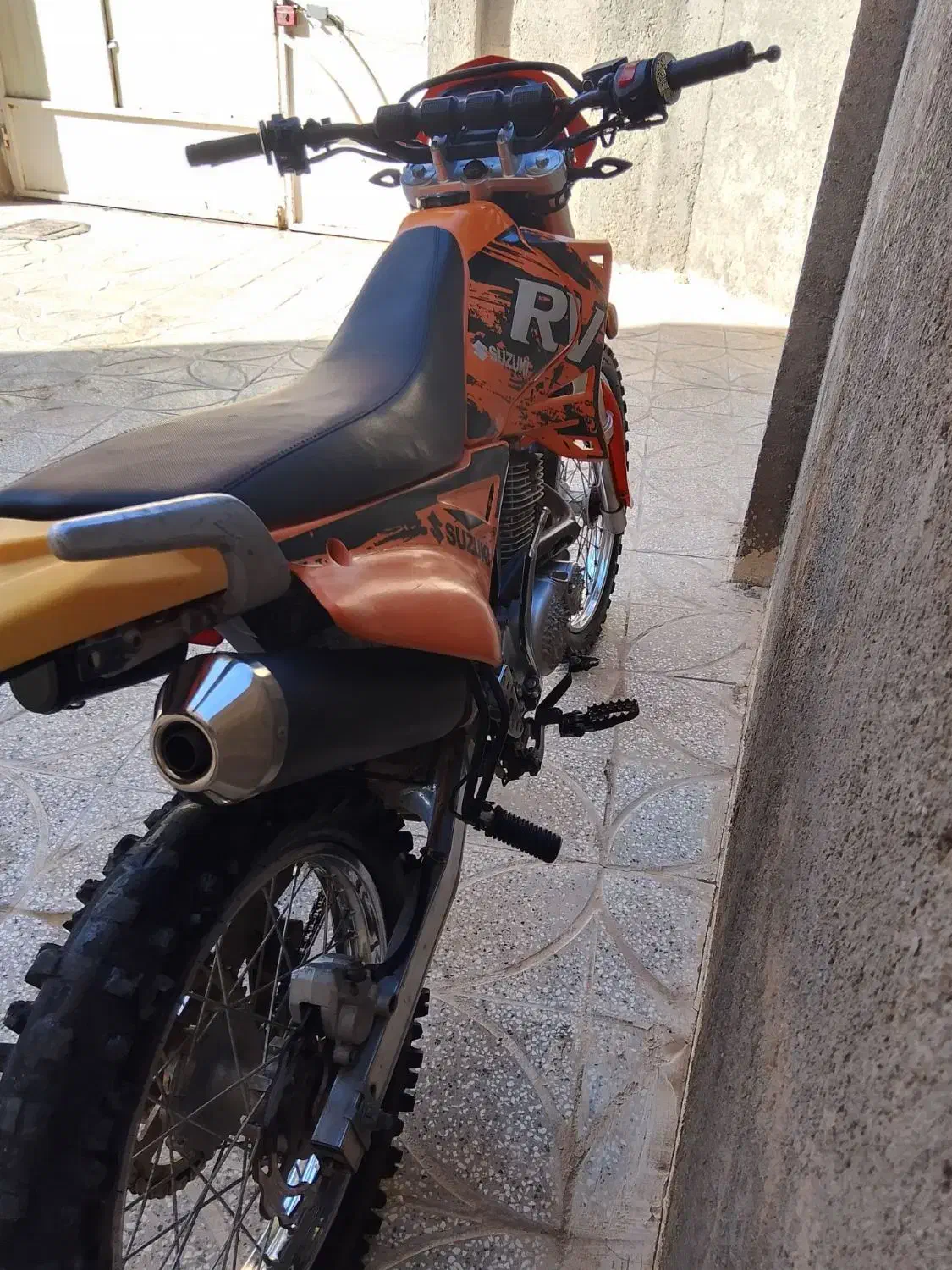 موتور تریل|موتورسیکلت|قائن, |دیوار